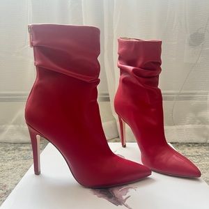 Jessica Simpson boots 7.5